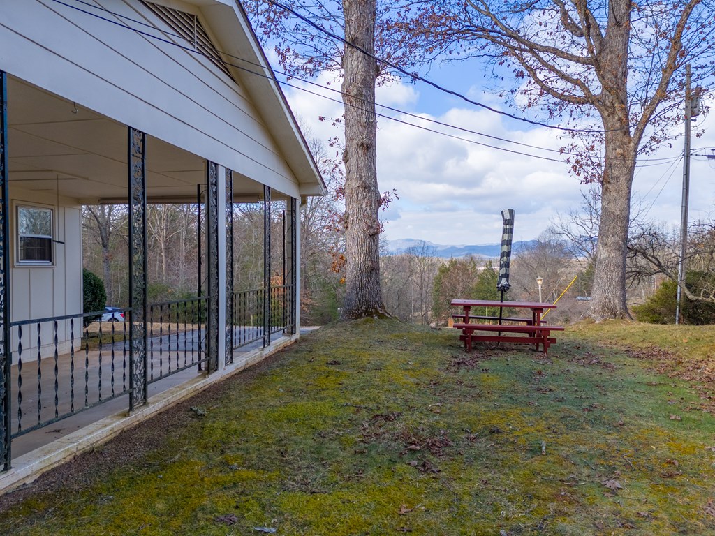 79 Jennings Dr