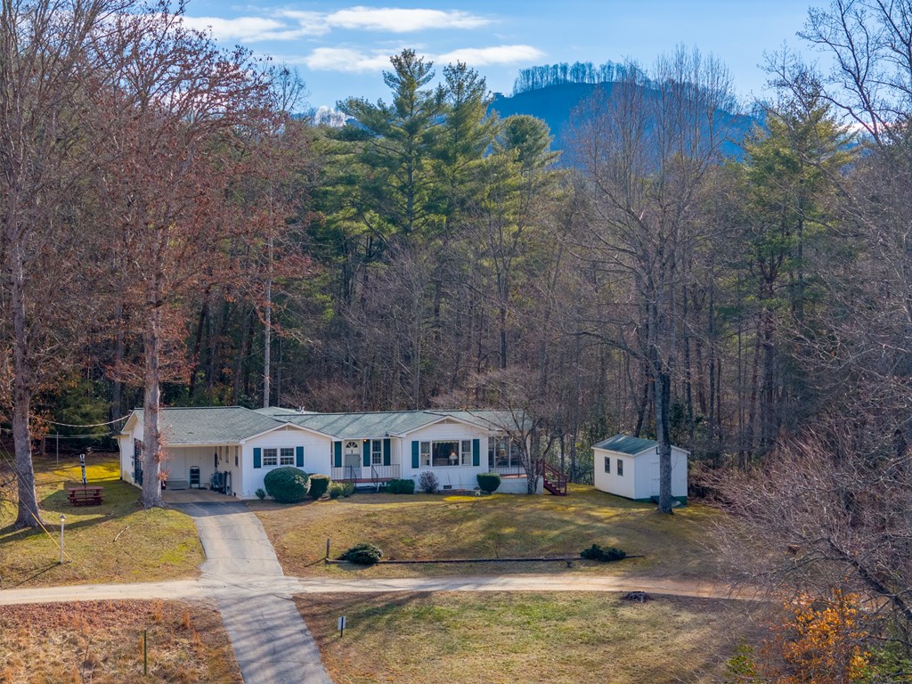 79 Jennings Dr