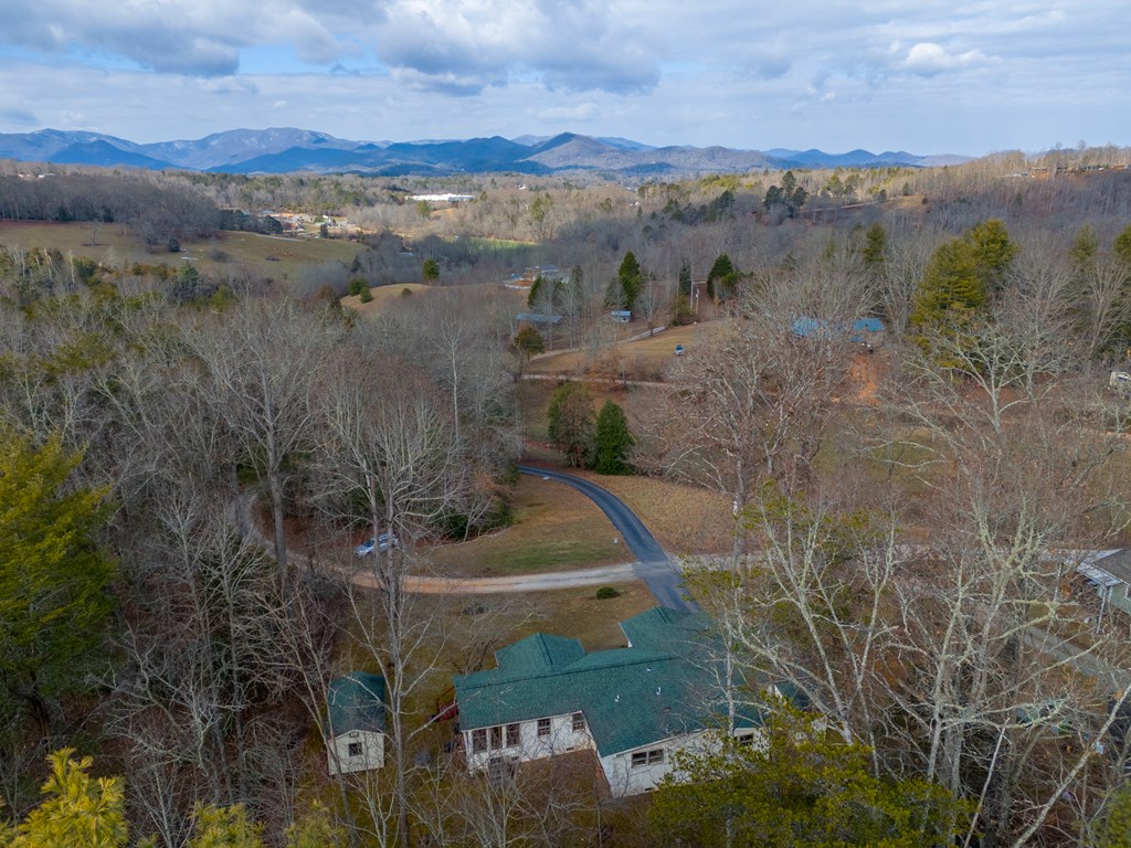 79 Jennings Dr