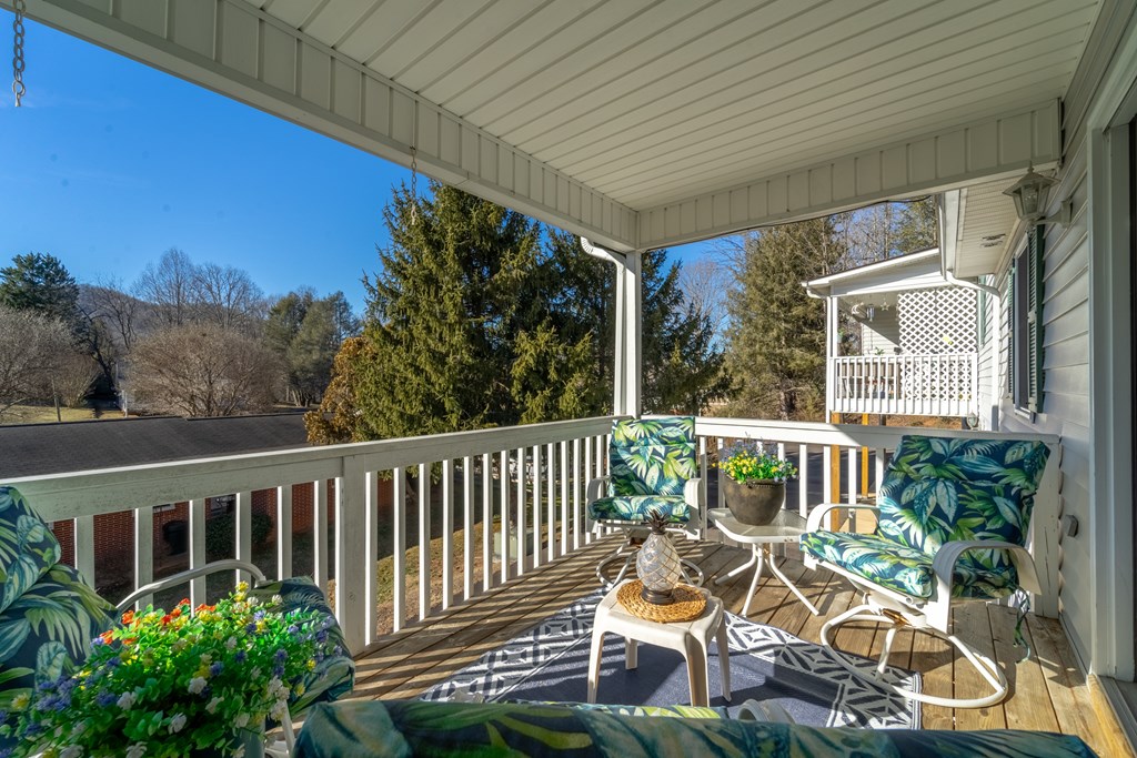 451 Hurst Circle