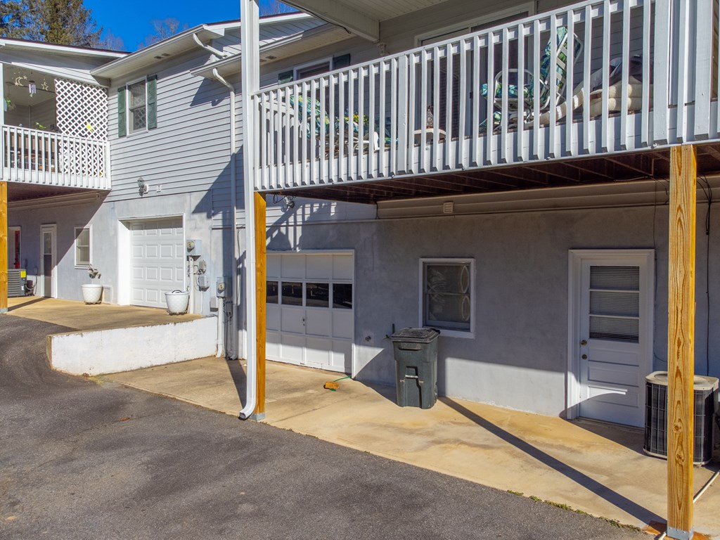 451 Hurst Circle
