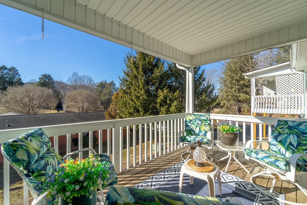 451 Hurst Circle