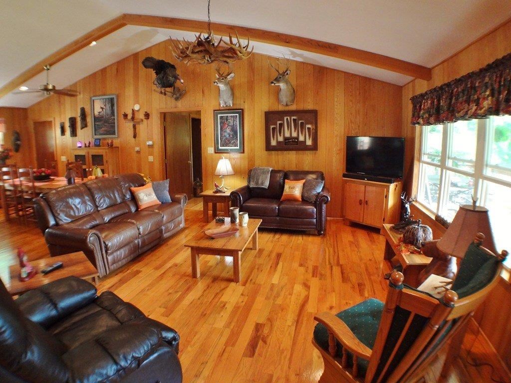854 Hampton Branch Rd