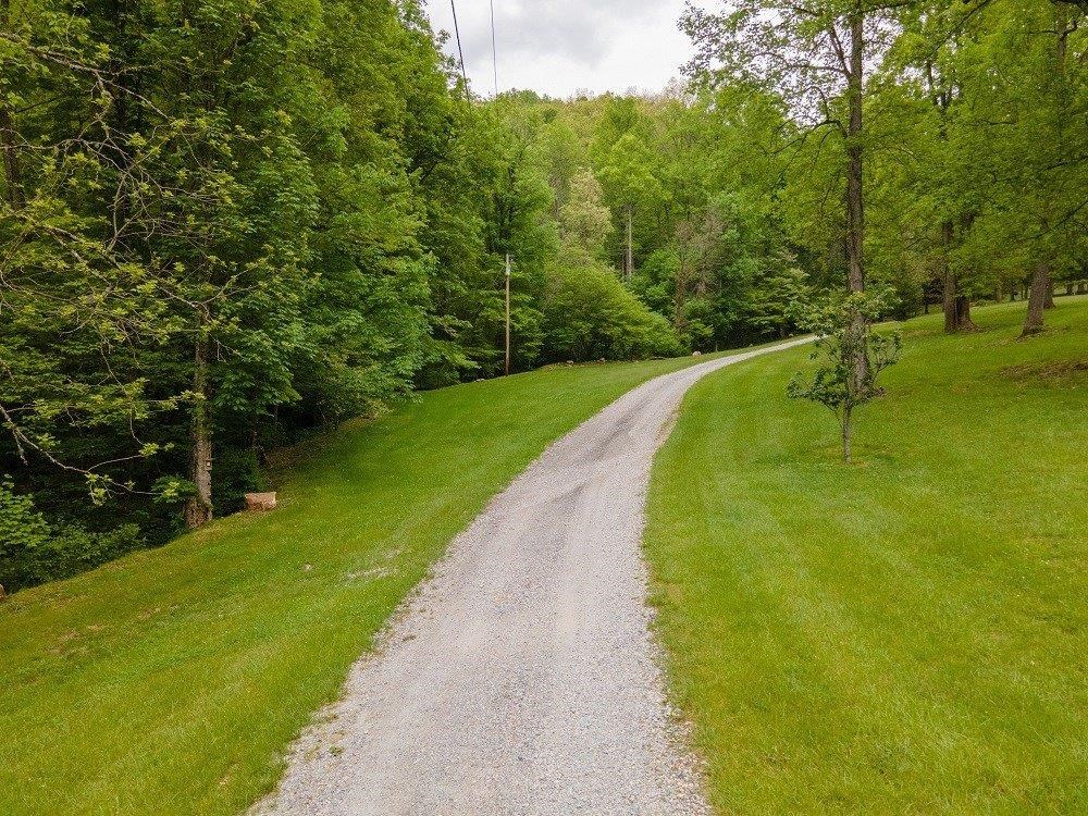 854 Hampton Branch Rd