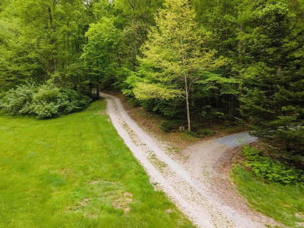 854 Hampton Branch Rd