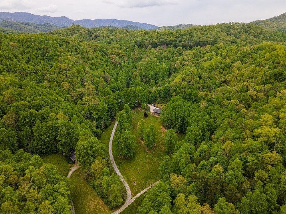 854 Hampton Branch Rd