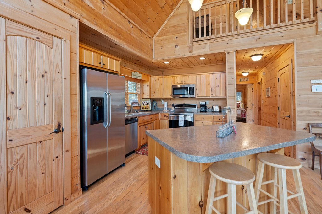 147 Diamond Falls Blvd.