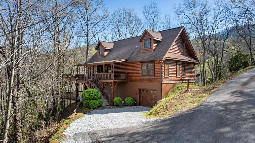 147 Diamond Falls Blvd.