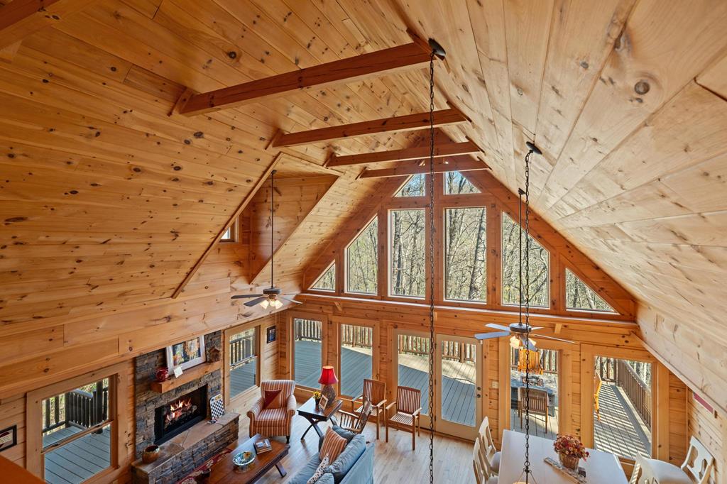 147 Diamond Falls Blvd.