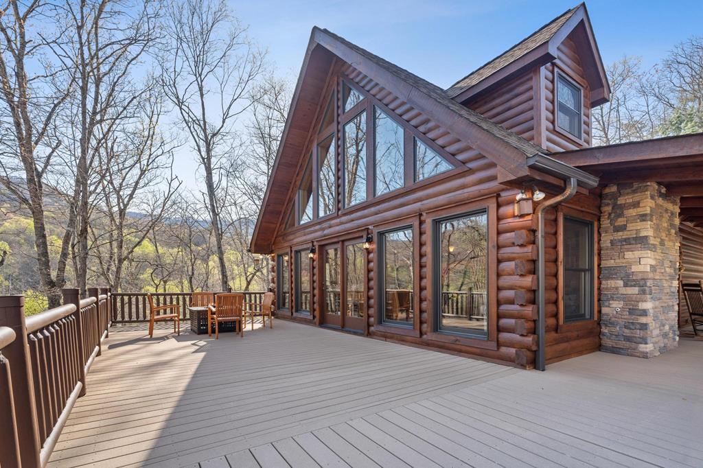 147 Diamond Falls Blvd.
