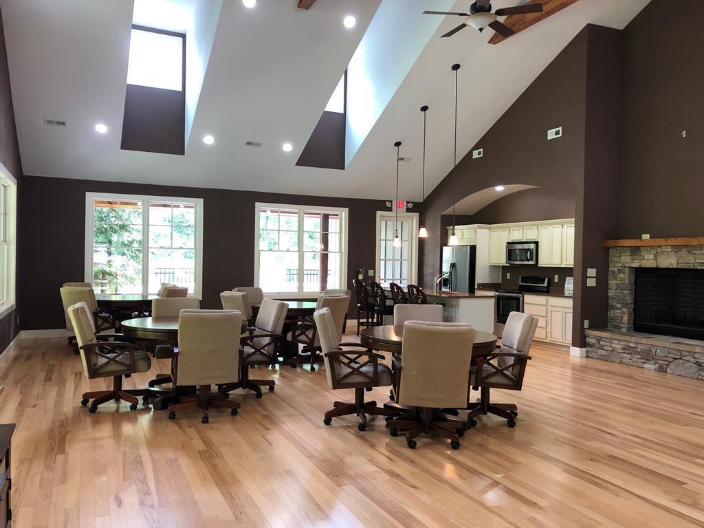 147 Diamond Falls Blvd.