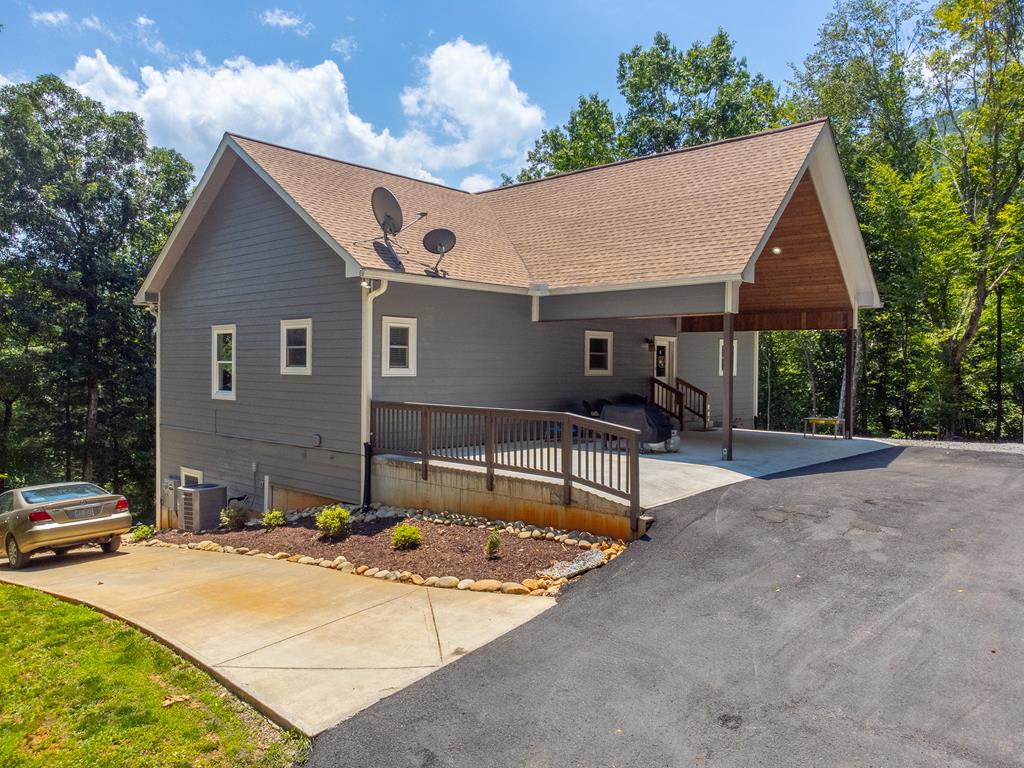 751 Howard Branch Road