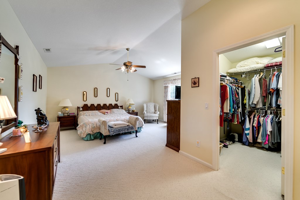 157 WEst Coventry Dr
