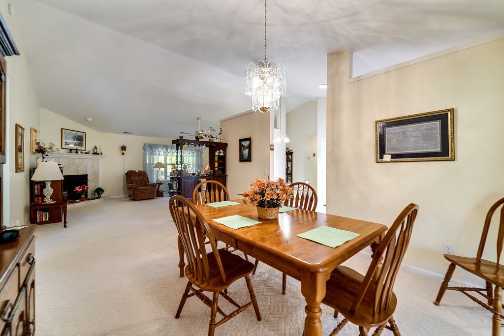 157 WEst Coventry Dr