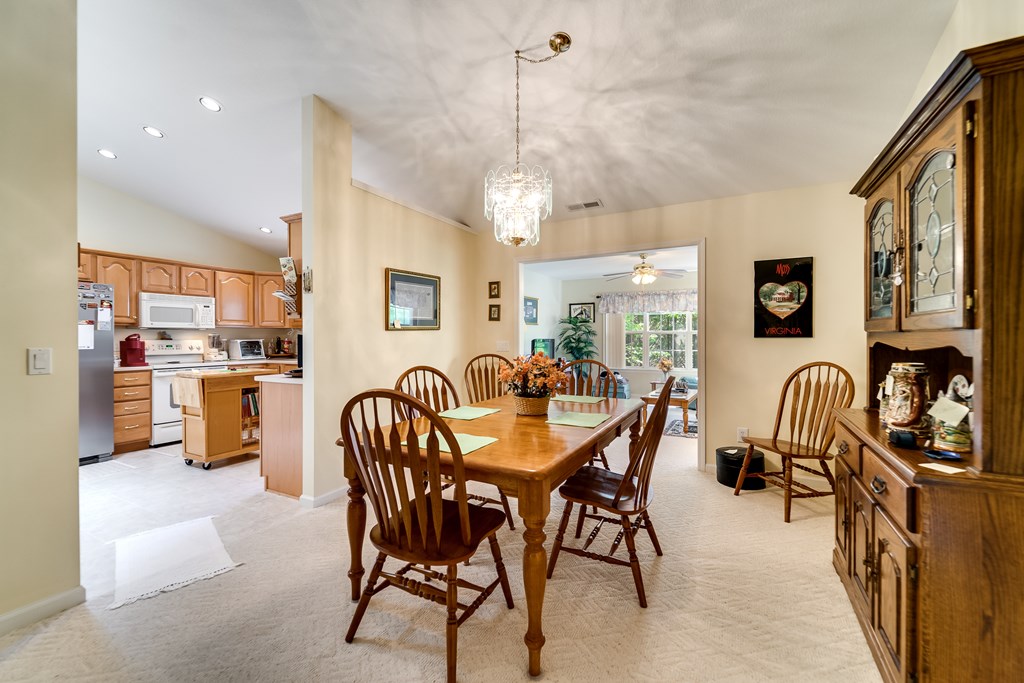 157 WEst Coventry Dr