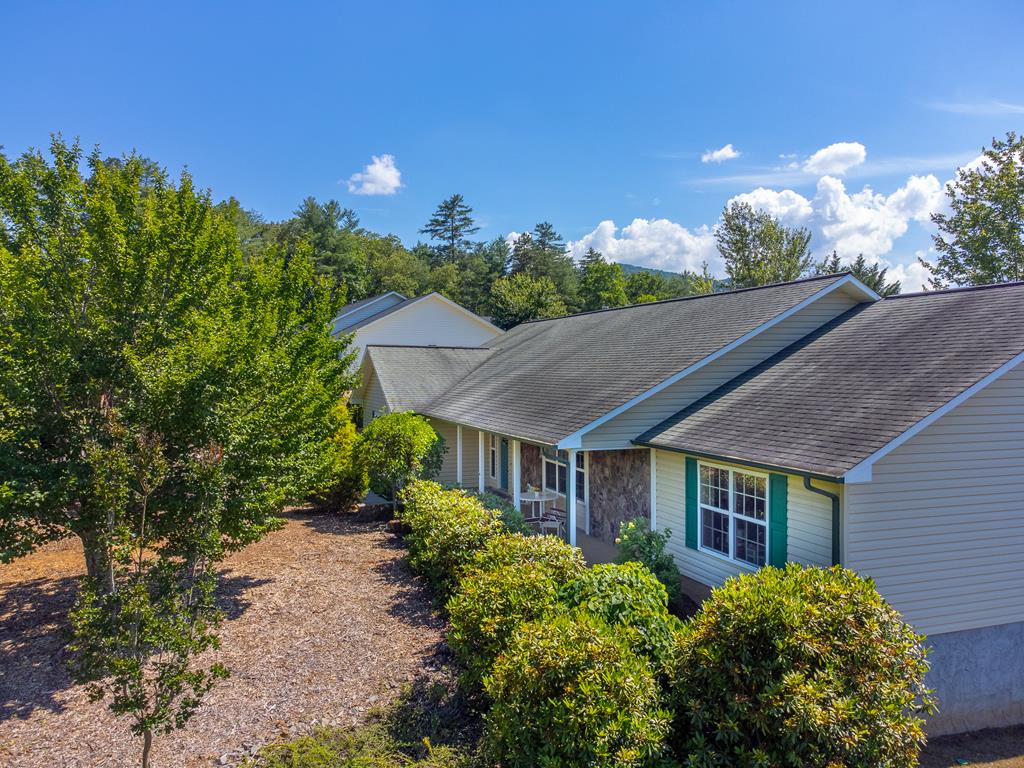 157 WEst Coventry Dr