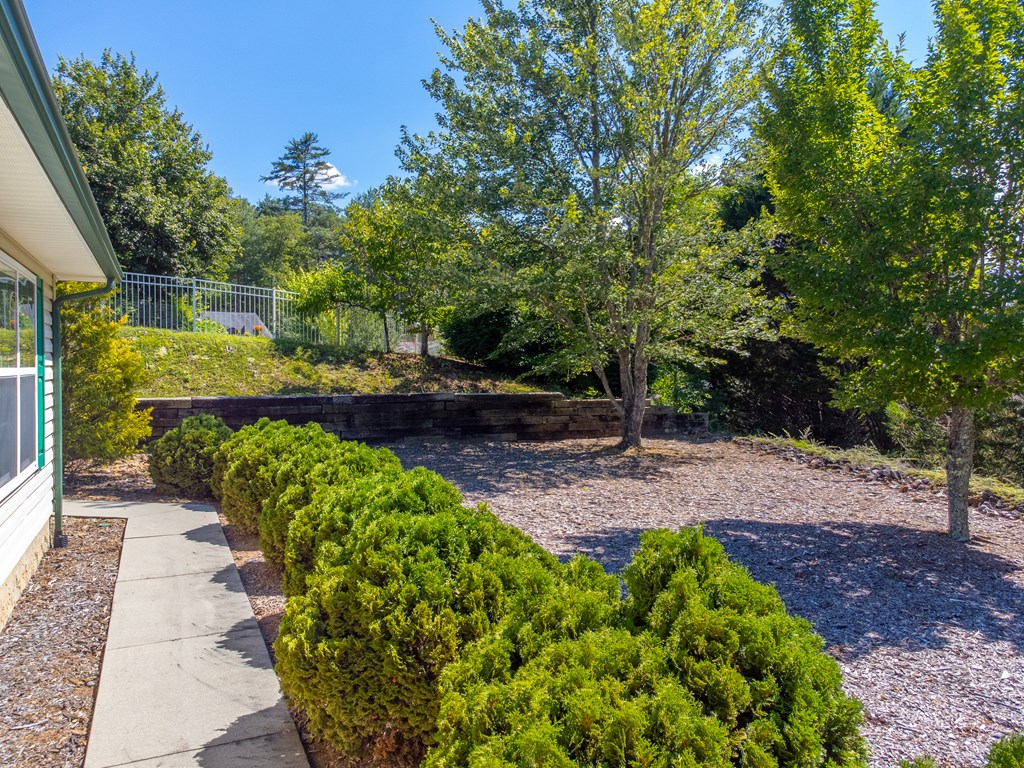 157 WEst Coventry Dr