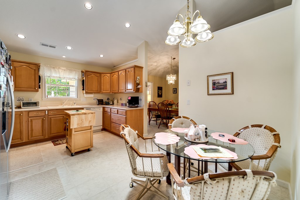 157 WEst Coventry Dr