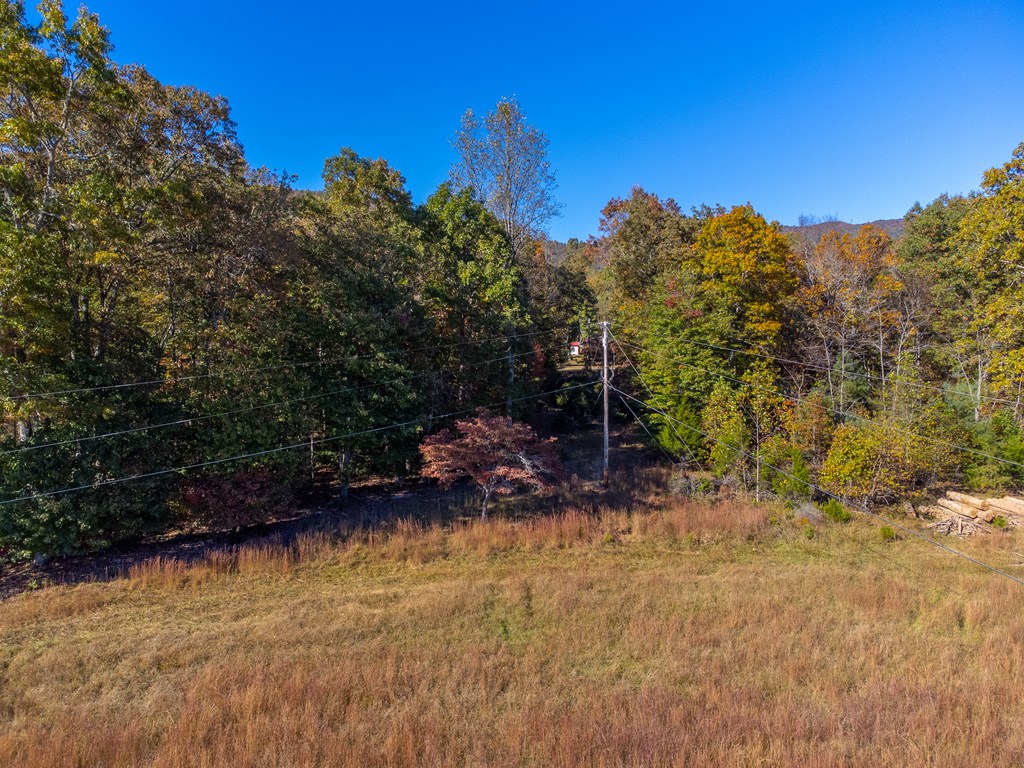 832 Lakey Creek Road