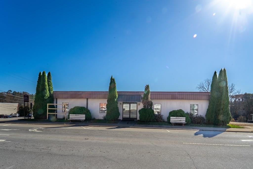 189 E. Palmer St