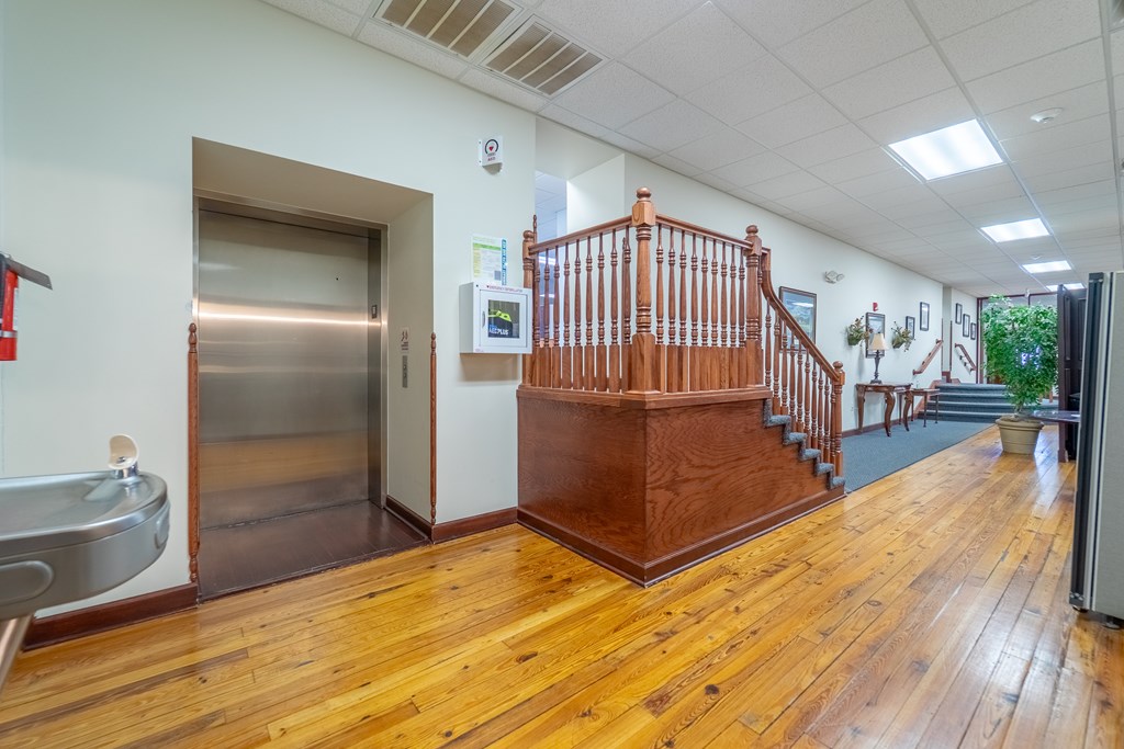 9 Stewart St