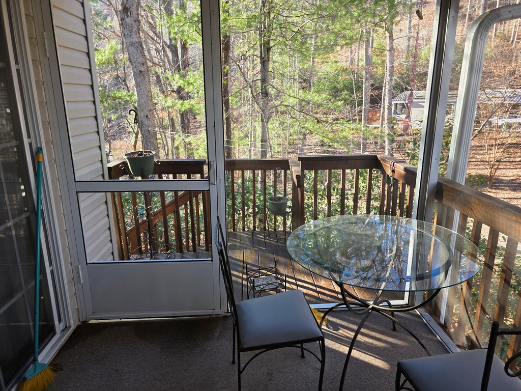 380 Country Woods Drive