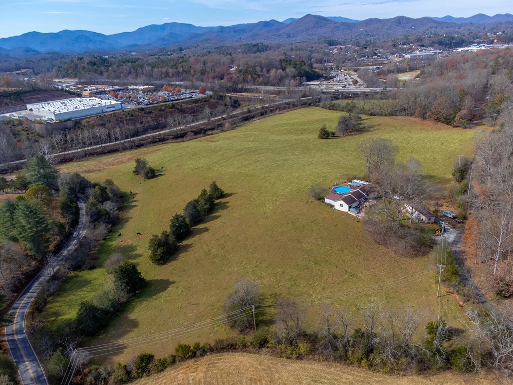 00 Belleview Rd