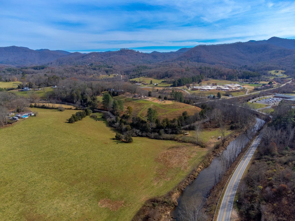 00 Belleview Rd