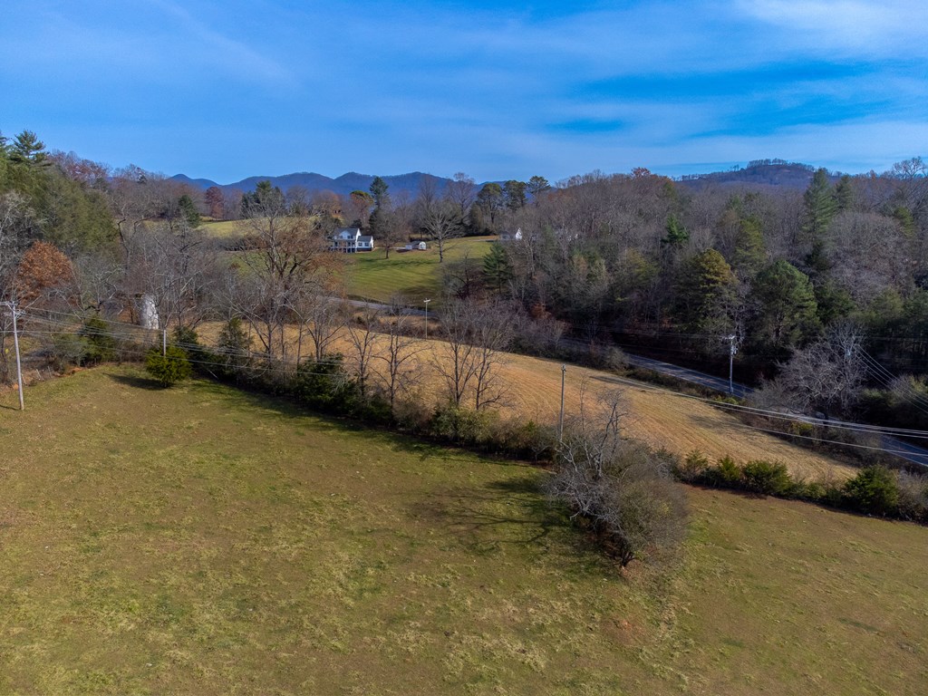 00 Belleview Rd