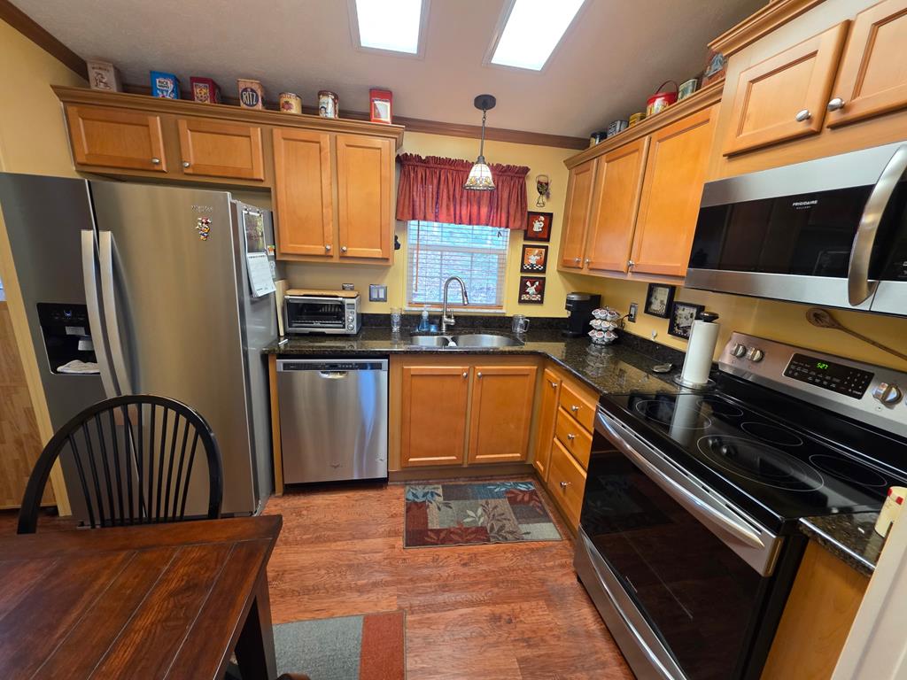 338 Country Woods