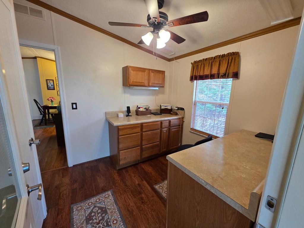 338 Country Woods
