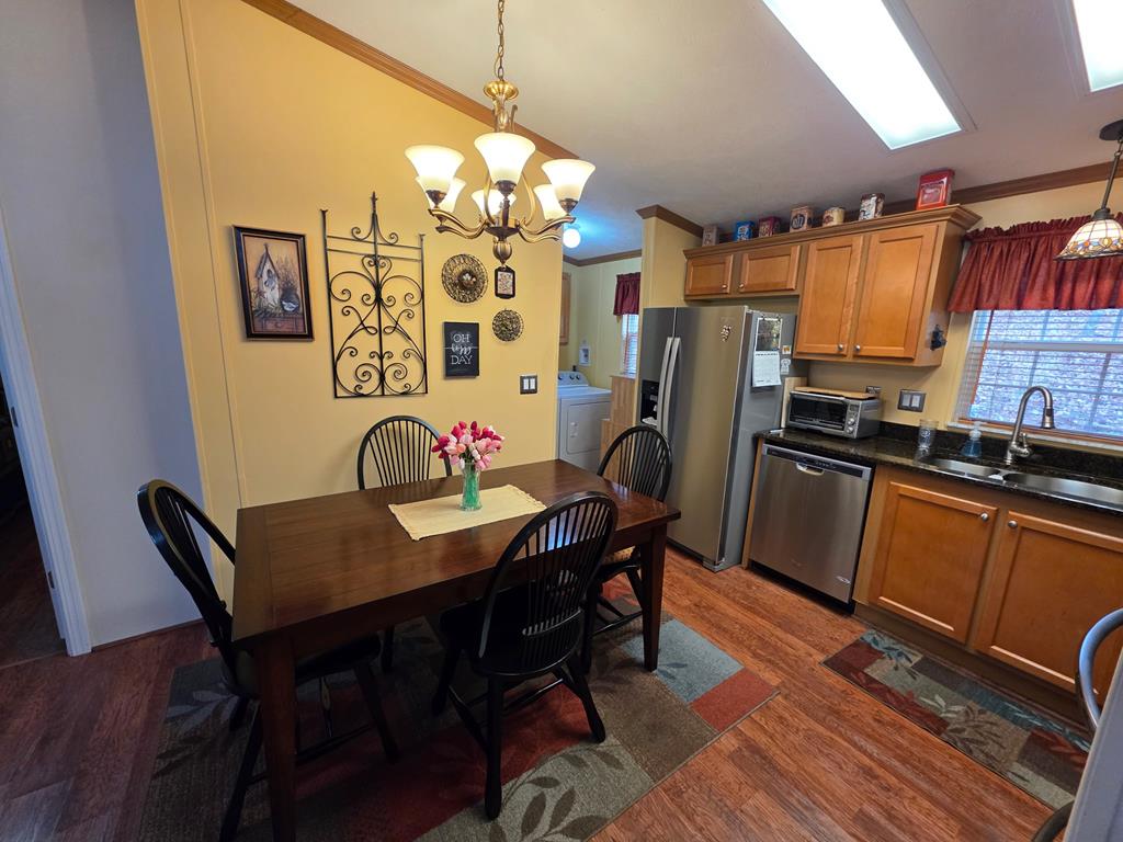 338 Country Woods