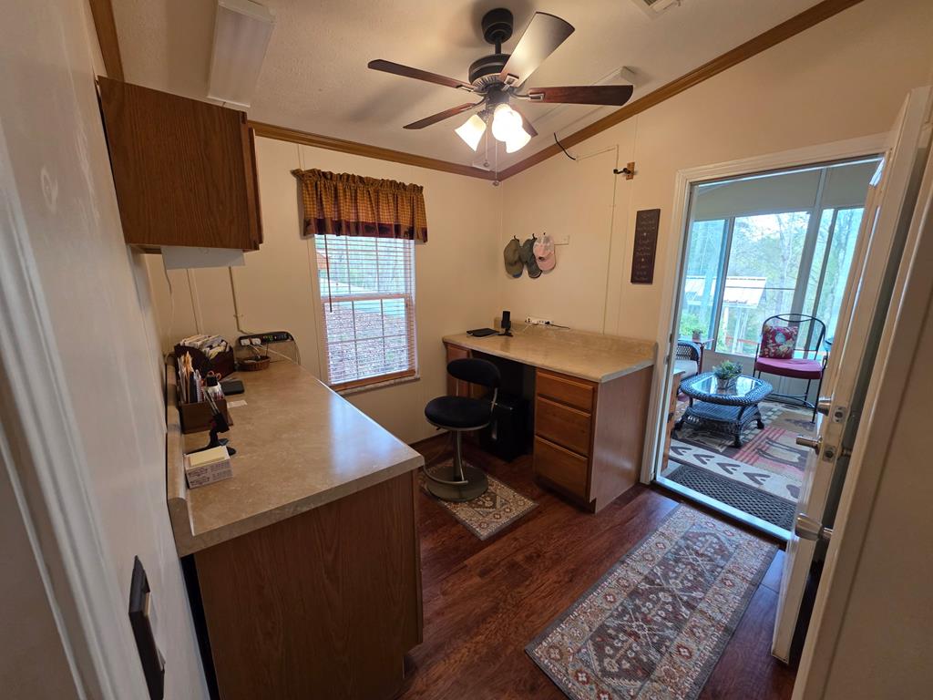 338 Country Woods