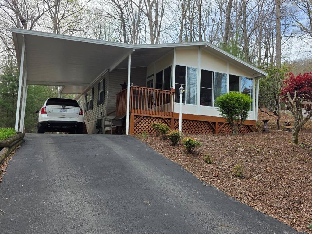 338 Country Woods