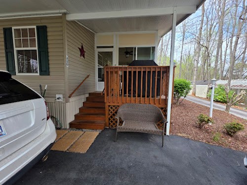 338 Country Woods