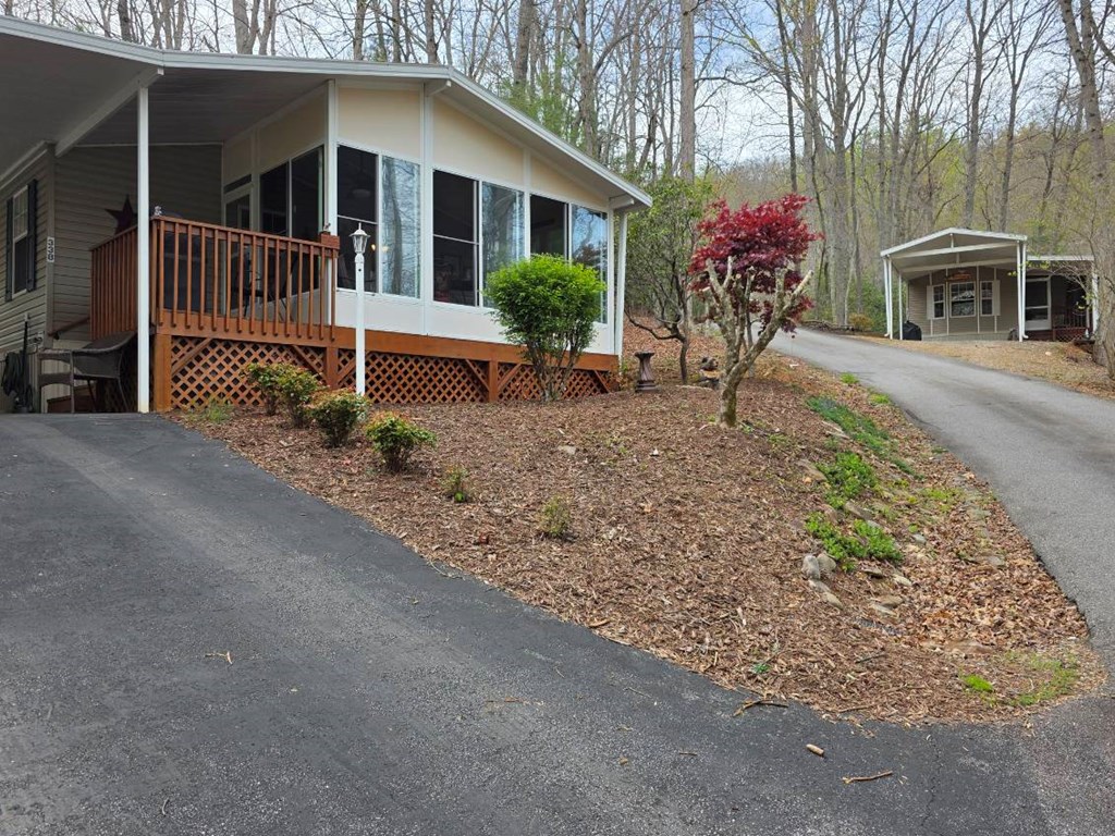 338 Country Woods