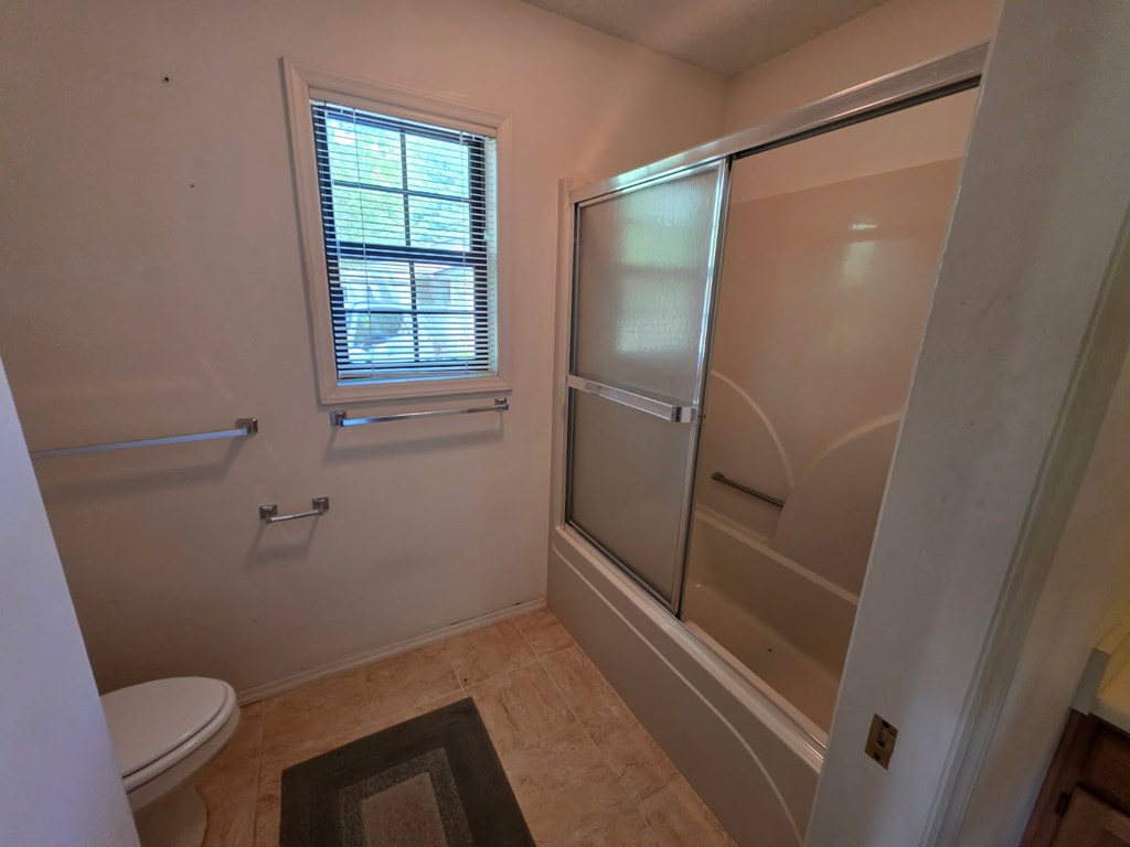 62C Mint Lake Court East