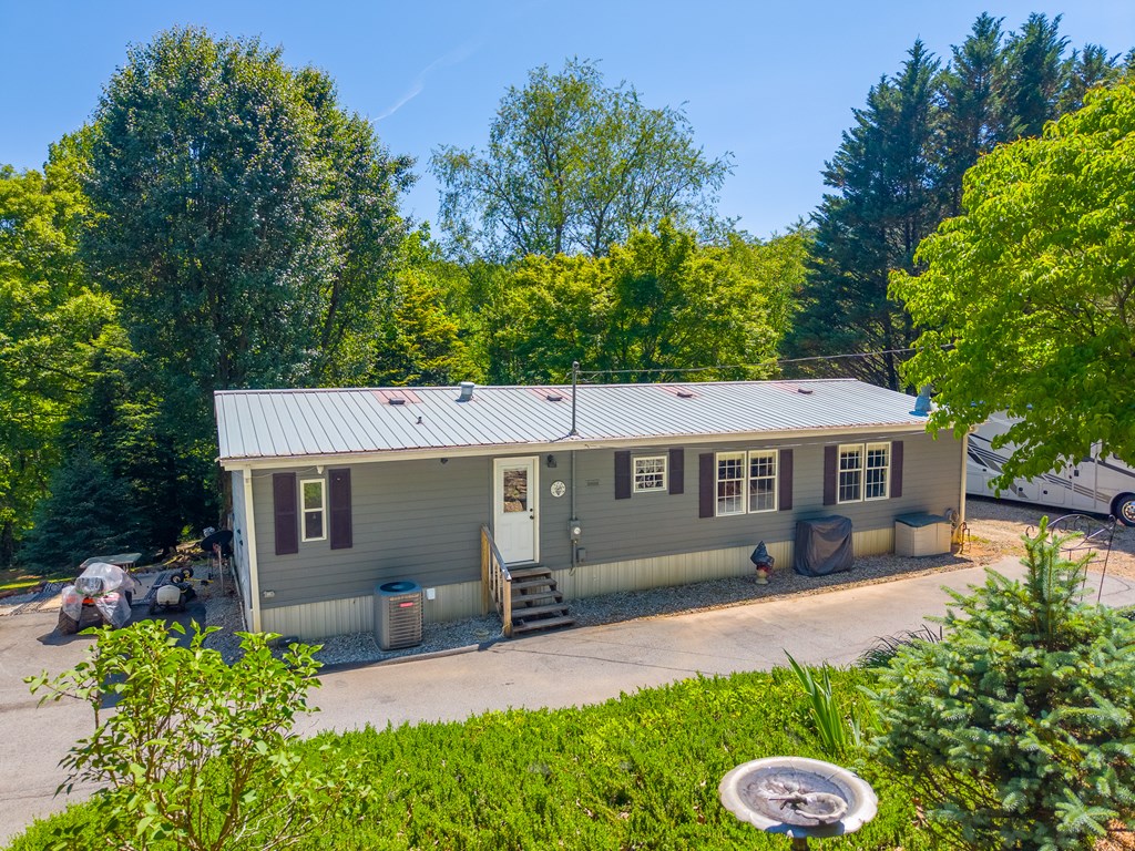 124 Spring Valley Lane