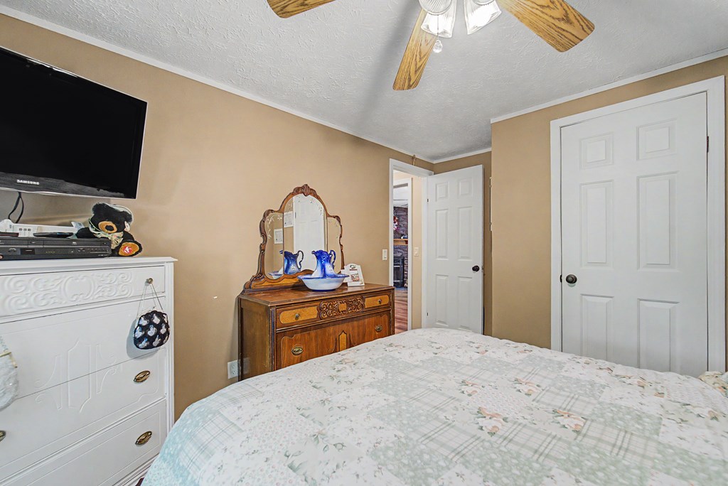 124 Spring Valley Lane