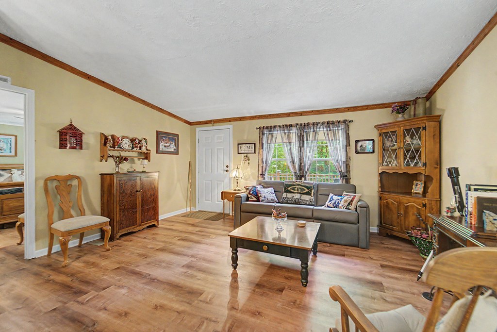 124 Spring Valley Lane