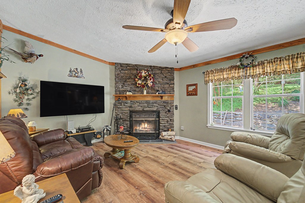 124 Spring Valley Lane