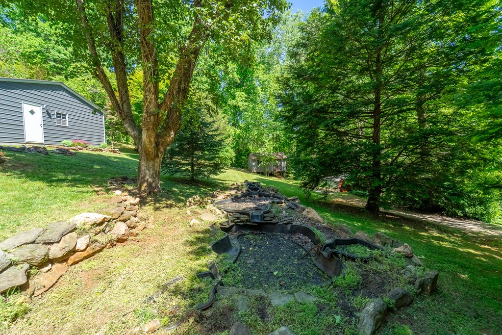 124 Spring Valley Lane