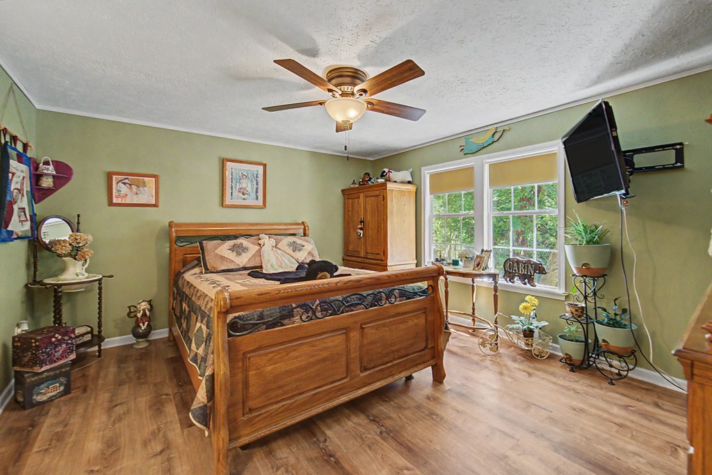 124 Spring Valley Lane
