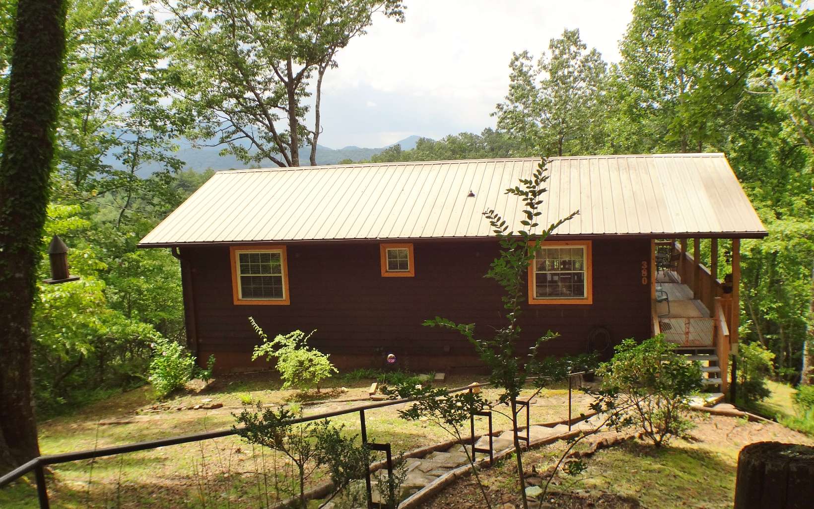 380 Pinedale Lane