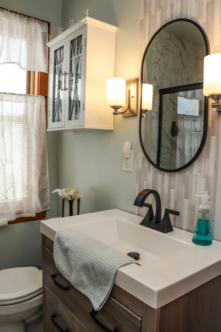 3528 Harrison Avenue