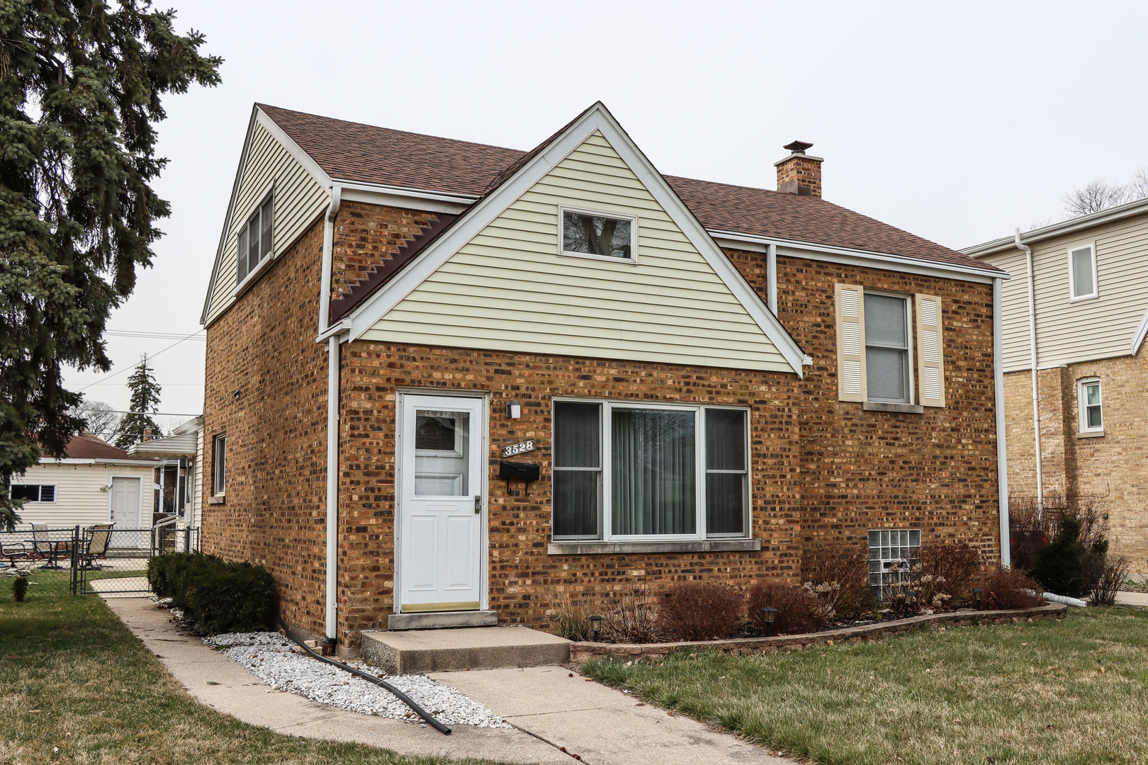 3528 Harrison Avenue