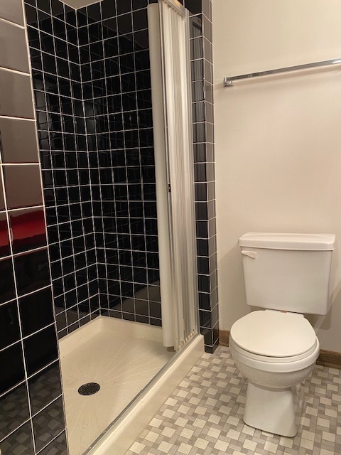 111 E Cossitt Avenue Unit: 103