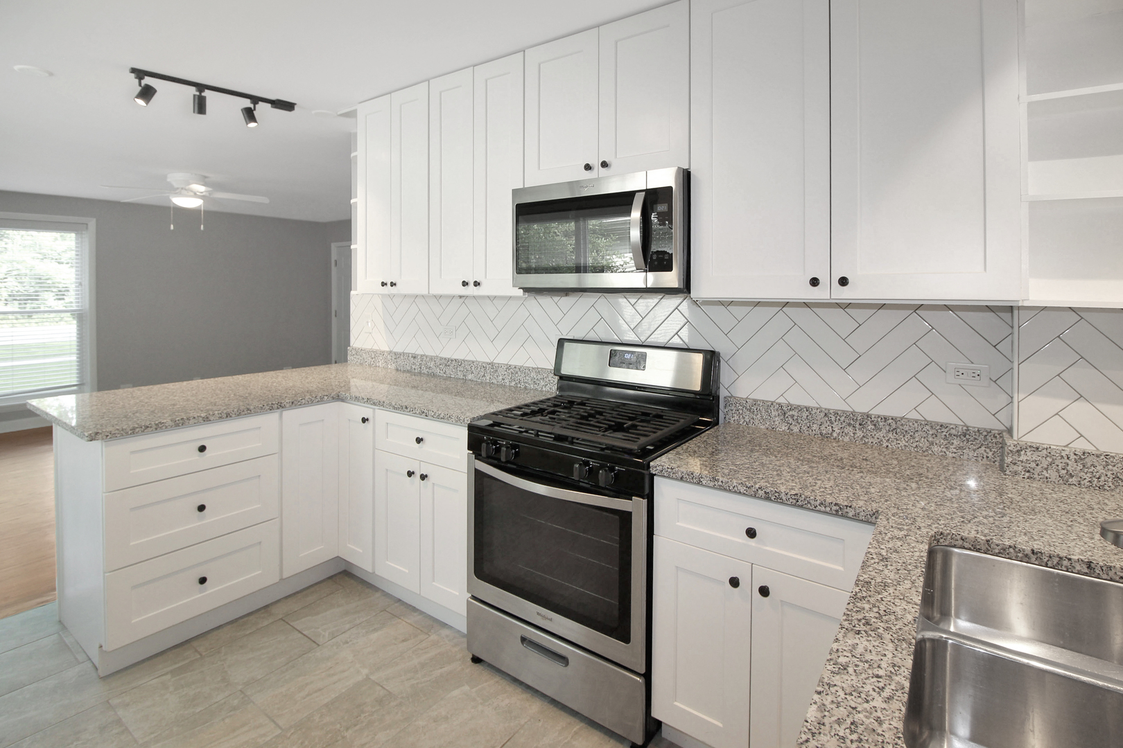 516 Crescent Street Unit: 1