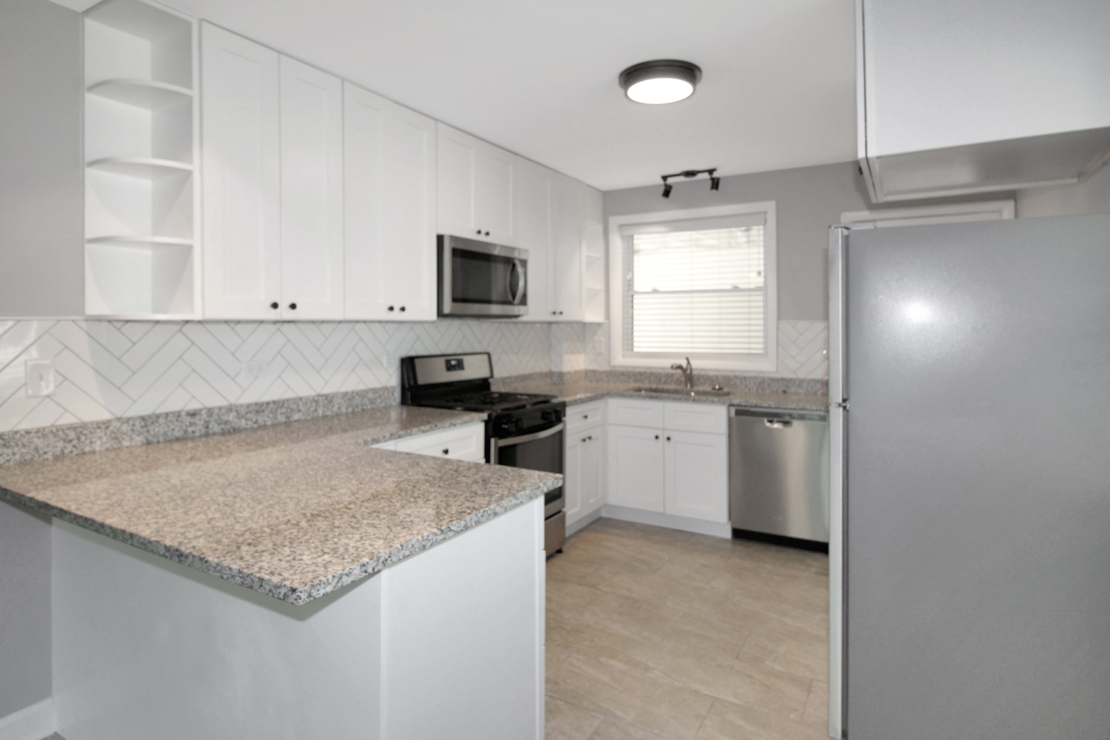 516 Crescent Street Unit: 1