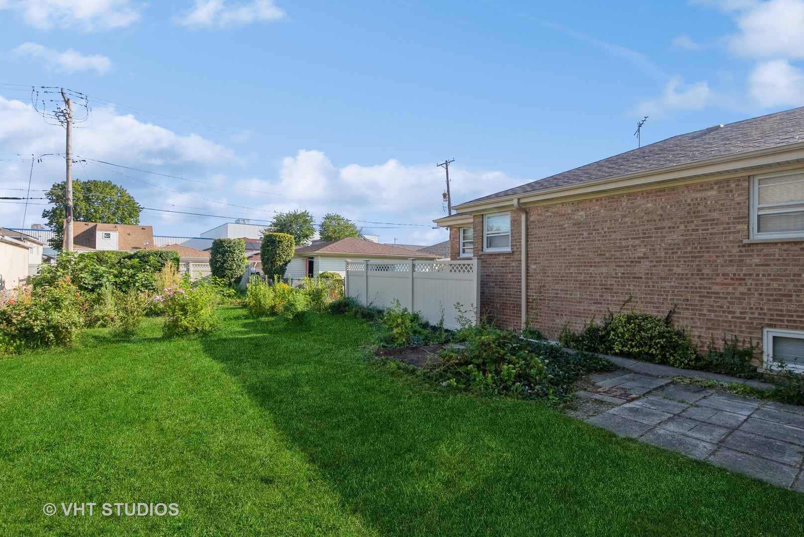 7226 W 60TH Place